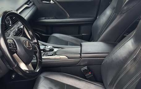 Lexus RX IV рестайлинг, 2017 год, 3 650 000 рублей, 14 фотография