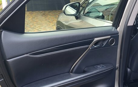 Lexus RX IV рестайлинг, 2017 год, 3 650 000 рублей, 16 фотография