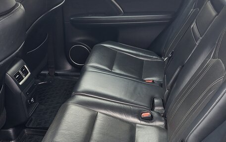 Lexus RX IV рестайлинг, 2017 год, 3 650 000 рублей, 18 фотография