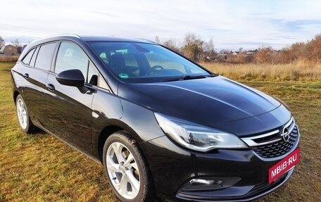 Opel Astra K, 2018 год, 1 249 000 рублей, 3 фотография