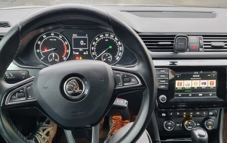 Skoda Superb III рестайлинг, 2015 год, 1 900 000 рублей, 15 фотография