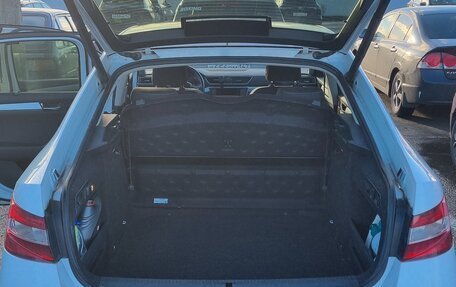 Skoda Superb III рестайлинг, 2015 год, 1 900 000 рублей, 25 фотография