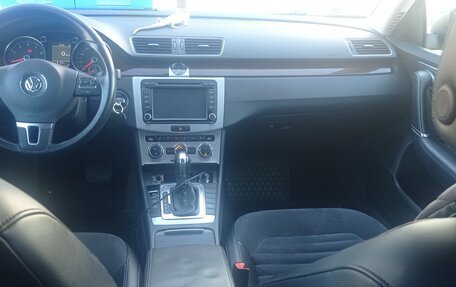 Volkswagen Passat B7, 2012 год, 1 070 000 рублей, 12 фотография