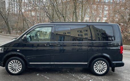 Volkswagen Multivan T5, 2011 год, 2 150 000 рублей, 2 фотография