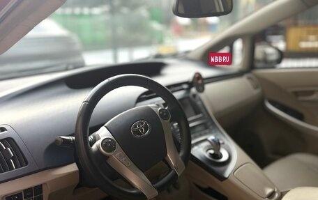 Toyota Prius, 2009 год, 999 000 рублей, 9 фотография