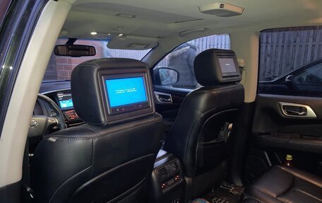 Nissan Pathfinder, 2016 год, 1 750 000 рублей, 4 фотография