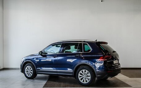 Volkswagen Tiguan II, 2017 год, 1 874 000 рублей, 5 фотография