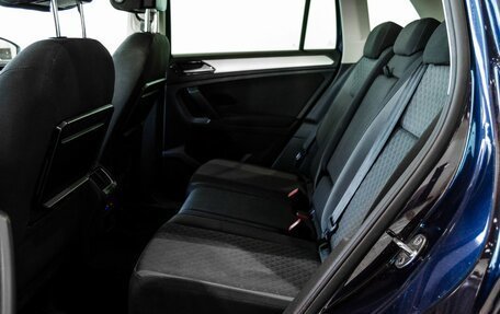 Volkswagen Tiguan II, 2017 год, 1 874 000 рублей, 11 фотография