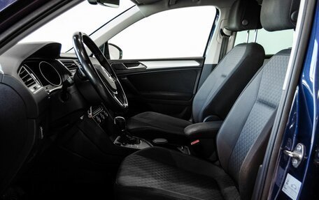 Volkswagen Tiguan II, 2017 год, 1 874 000 рублей, 10 фотография