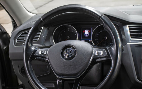 Volkswagen Tiguan II, 2020 год, 2 498 000 рублей, 17 фотография