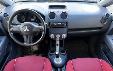 Mitsubishi Colt VI рестайлинг, 2005 год, 275 000 рублей, 8 фотография
