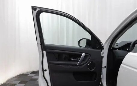 Land Rover Discovery Sport I рестайлинг, 2025 год, 6 001 000 рублей, 4 фотография