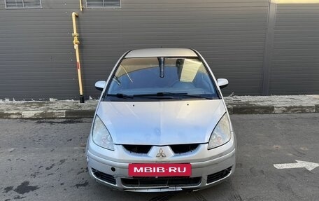 Mitsubishi Colt VI рестайлинг, 2005 год, 275 000 рублей, 2 фотография