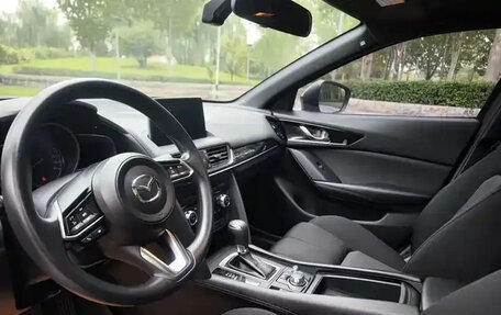 Mazda CX-4, 2022 год, 2 070 011 рублей, 5 фотография