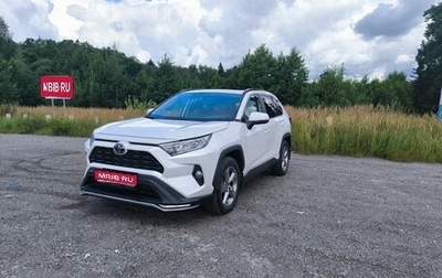 Toyota RAV4, 2021 год, 3 200 000 рублей, 1 фотография