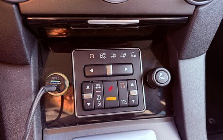 Land Rover Discovery IV, 2013 год, 2 199 999 рублей, 14 фотография