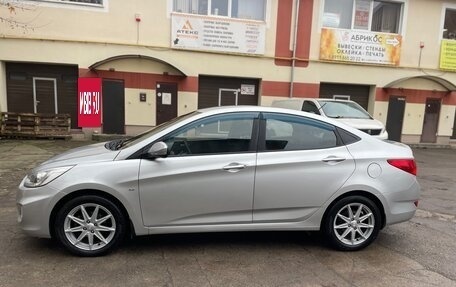 Hyundai Solaris II рестайлинг, 2013 год, 899 000 рублей, 12 фотография