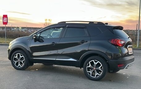 Renault Kaptur I рестайлинг, 2019 год, 1 850 000 рублей, 4 фотография