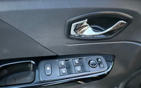 Renault Kaptur I рестайлинг, 2019 год, 1 850 000 рублей, 13 фотография