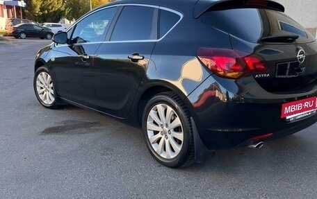 Opel Astra J, 2011 год, 875 000 рублей, 5 фотография