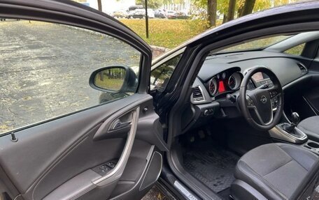 Opel Astra J, 2011 год, 875 000 рублей, 18 фотография