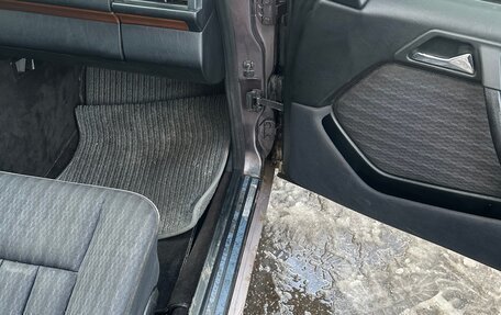 Mercedes-Benz W124, 1991 год, 190 000 рублей, 29 фотография