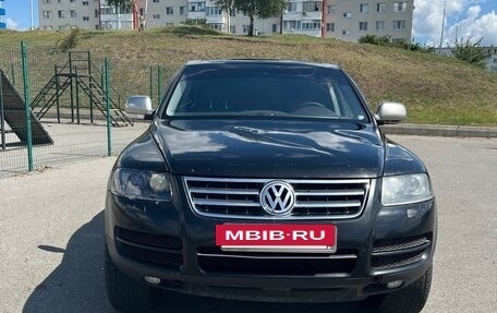 Volkswagen Touareg III, 2005 год, 680 000 рублей, 2 фотография