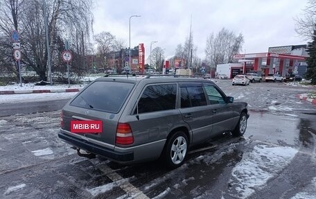 Mercedes-Benz E-Класс, 1993 год, 400 000 рублей, 8 фотография