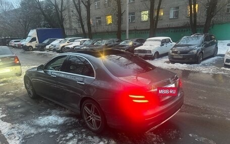 Mercedes-Benz E-Класс, 2018 год, 4 400 000 рублей, 5 фотография