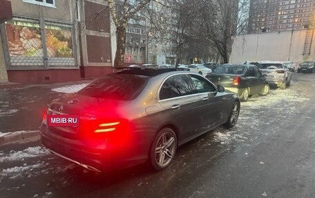 Mercedes-Benz E-Класс, 2018 год, 4 400 000 рублей, 3 фотография