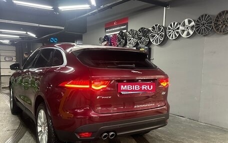 Jaguar F-Pace, 2016 год, 1 750 000 рублей, 5 фотография