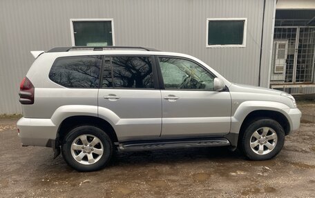 Toyota Land Cruiser Prado 120 рестайлинг, 2007 год, 1 650 000 рублей, 3 фотография