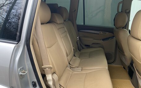 Toyota Land Cruiser Prado 120 рестайлинг, 2007 год, 1 650 000 рублей, 13 фотография