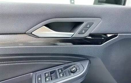 Volkswagen Golf VIII, 2021 год, 1 299 300 рублей, 15 фотография