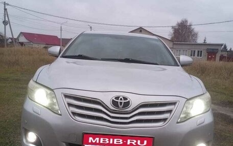 Toyota Camry, 2010 год, 1 150 000 рублей, 1 фотография