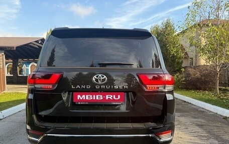 Toyota Land Cruiser, 2023 год, 12 500 000 рублей, 3 фотография