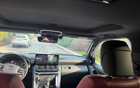 Toyota Land Cruiser, 2023 год, 12 500 000 рублей, 16 фотография