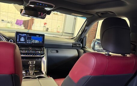 Toyota Land Cruiser, 2023 год, 12 500 000 рублей, 22 фотография