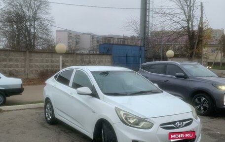 Hyundai Solaris II рестайлинг, 2013 год, 670 000 рублей, 6 фотография