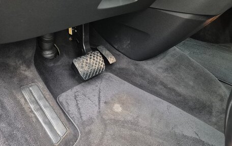 Volkswagen Multivan T6 рестайлинг, 2018 год, 4 100 000 рублей, 13 фотография