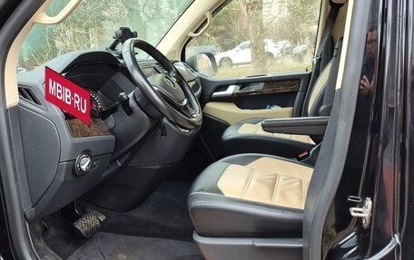 Volkswagen Multivan T6 рестайлинг, 2018 год, 4 100 000 рублей, 9 фотография