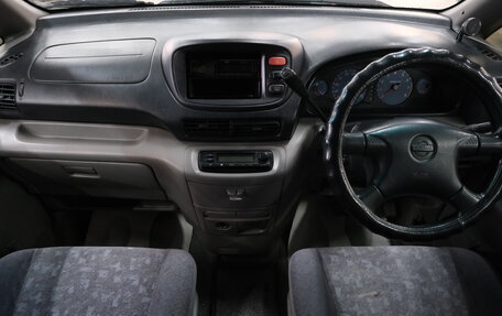 Nissan Serena II, 2000 год, 689 000 рублей, 13 фотография