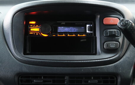 Nissan Serena II, 2000 год, 689 000 рублей, 14 фотография