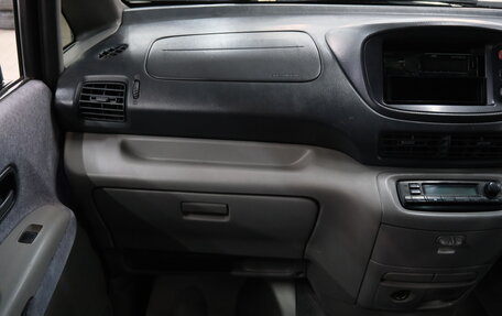 Nissan Serena II, 2000 год, 689 000 рублей, 16 фотография