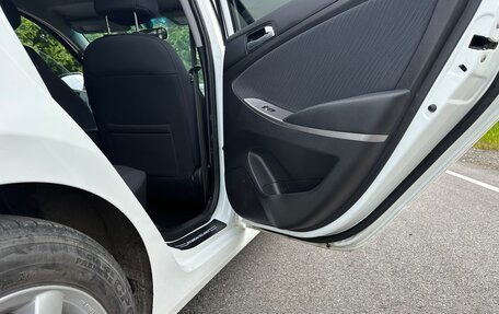 Hyundai Solaris II рестайлинг, 2014 год, 850 000 рублей, 15 фотография