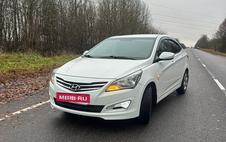 Hyundai Solaris II рестайлинг, 2014 год, 850 000 рублей, 2 фотография