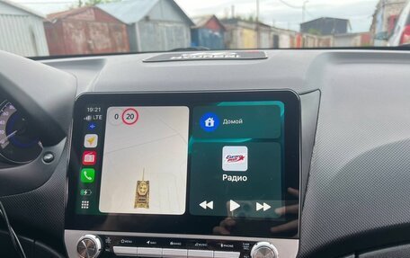 Hyundai Solaris II рестайлинг, 2014 год, 850 000 рублей, 21 фотография