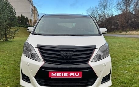 Toyota Alphard III, 2012 год, 2 000 000 рублей, 7 фотография