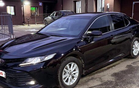 Toyota Camry, 2020 год, 2 595 000 рублей, 2 фотография