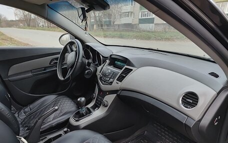 Chevrolet Cruze II, 2012 год, 535 000 рублей, 4 фотография